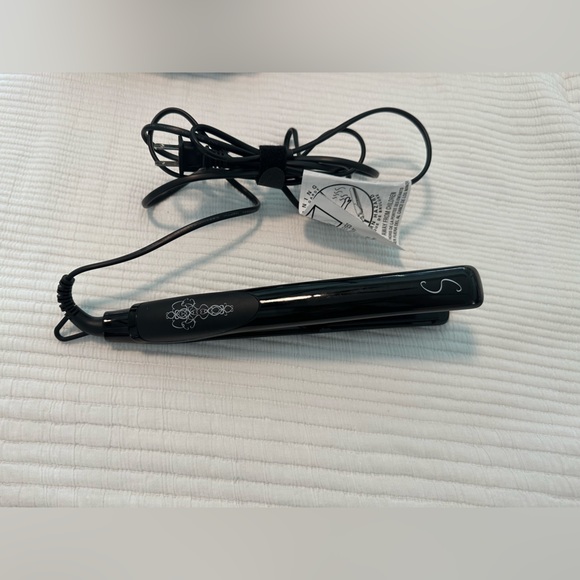 Sultra -The Bombshell Curl, Wave & Straight Iron - Picture 4 of 6